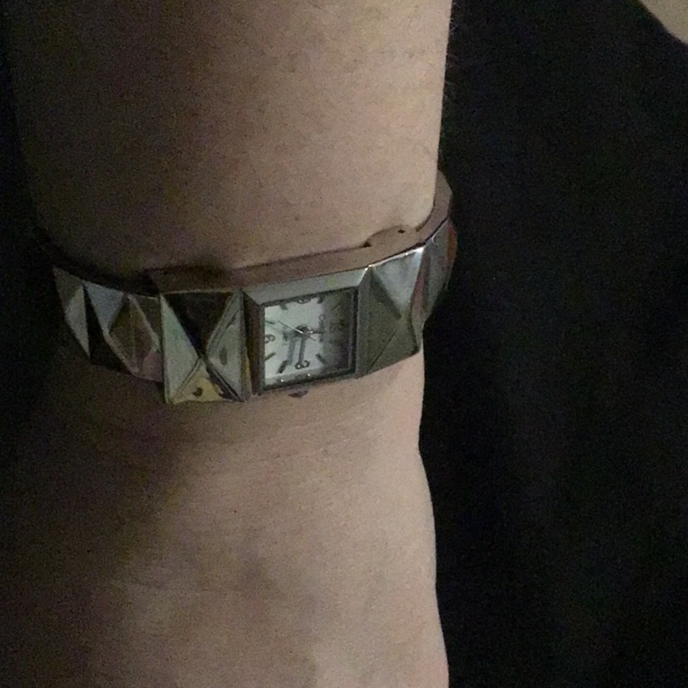 Cardini Cuff Watch - Picture 5 of 5
